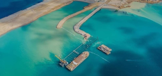 توقيف مسؤولين ومستخدمين بورش ميناء الناظور غرب المتوسط بسبب الهجرة السرية توقيف مسؤولين ومستخدمين بورش ميناء الناظور غرب المتوسط بسبب الهجرة السرية