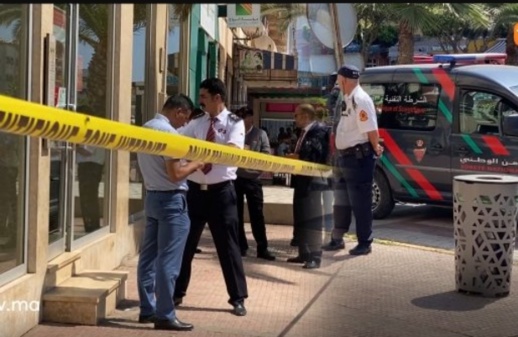 اعتقال ثلاثيني هدّد بتفجير نفسه بحزام ناسف لسرقة “بنك” بالمغرب اعتقال ثلاثيني هدّد بتفجير نفسه بحزام ناسف لسرقة “بنك” بالمغرب