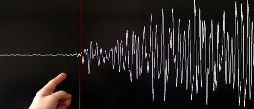 مصرع وإصابة العشرات في زلزال قوي ضرب دولة إسلامية