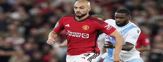 مدرب "مانشستر يونايتد" يتعرض للانتقادات بسبب سفيان أمرابط مدرب "مانشستر يونايتد" يتعرض للانتقادات بسبب سفيان أمرابط