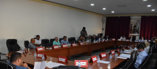 من يريد إفشال مجلس جماعة العروي لتورطيه مع الساكنة؟