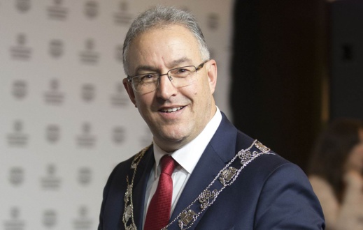 منع رفع العلم الإسرائيلي في بلديته.. أبو طالب في زيارة مرتقبة للناظور بعد ساعات