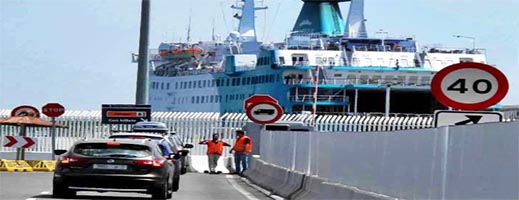 المغرب وإسبانيا يستأنفان نشاط الرحلات البحرية اليوم الإثنين المغرب وإسبانيا يستأنفان نشاط الرحلات البحرية اليوم الإثنين