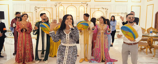 سيليا الزياني تطلق كشكول "ريفي" للأعراس والأفراح سيليا الزياني تطلق كشكول "ريفي" للأعراس والأفراح