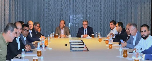 أوجار يثمن المبادرات الملكية ويدعو أعضاء حزبه إلى مواصلة الترويج لأوراش الحكومة أوجار يثمن المبادرات الملكية ويدعو أعضاء حزبه إلى مواصلة الترويج لأوراش الحكومة