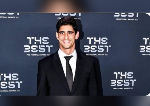 متفوقا على بنزيما.. بونو في هذا المركز في ترتيب أفضل اللاعبين لعام 2023 متفوقا على بنزيما.. بونو في هذا المركز في ترتيب أفضل اللاعبين لعام 2023