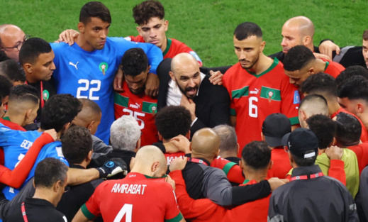 ترشيح المنتخب المغربي و الركراكي للتتويج بجوائز الكاف ترشيح المنتخب المغربي و الركراكي للتتويج بجوائز الكاف