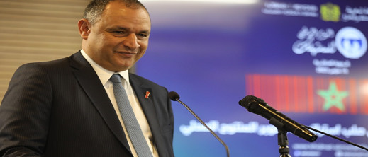وزير الصناعة.. لا ننافس مصر وتونس بل فرنسا وإسبانيا وزير الصناعة.. لا ننافس مصر وتونس بل فرنسا وإسبانيا