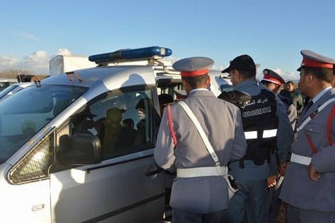 درك زايو يحجز كميات من المخدرات والبحث جار عن صاحبها الذي لاذ بالفرار درك زايو يحجز كميات من المخدرات والبحث جار عن صاحبها الذي لاذ بالفرار