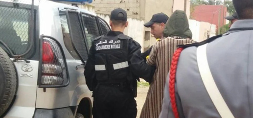 درك العروي يوقف مبحوثا عنه بالدويرية درك العروي يوقف مبحوثا عنه بالدويرية