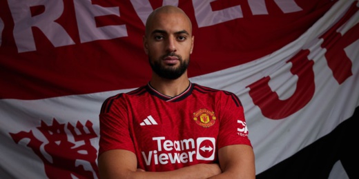 ابن الريف يفقد رسميته مع مانشستر يونايتد ابن الريف يفقد رسميته مع مانشستر يونايتد