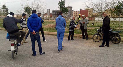 سكان صوناصيد يمنعون تشييد لاقط هوائي ويهددون بالتصعيد سكان صوناصيد يمنعون تشييد لاقط هوائي ويهددون بالتصعيد