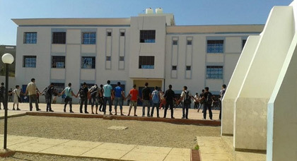 إقليم الدريوش: ارتجال نيابة التعليم في مشروع المدرسة الجماعاتية "يُستغل" انتخابيا بمدشر إجطي إقليم الدريوش: ارتجال نيابة التعليم في مشروع المدرسة الجماعاتية "يُستغل" انتخابيا بمدشر إجطي