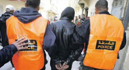 الإيقاع بمجرم خطير بالناظور اُصدرت في حقه 96 مذكرة بحث أمنية الإيقاع بمجرم خطير بالناظور اُصدرت في حقه 96 مذكرة بحث أمنية