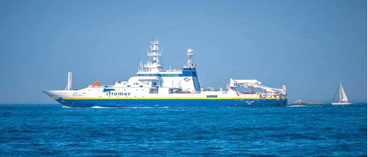سفينة أبحاث مغربية لتطوير قطاع الصيد البحري في ليبيريا سفينة أبحاث مغربية لتطوير قطاع الصيد البحري في ليبيريا