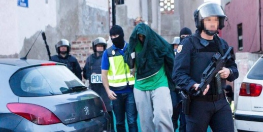 إيقاف إمام مسجد بإسبانيا استغل موقعه لنشر التطرف إيقاف إمام مسجد بإسبانيا استغل موقعه لنشر التطرف