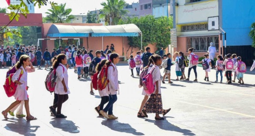 حقوقيون ينتقدون عمل المدارس خلال العطلة من أجل “الدعم”