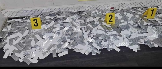 السلطات الأمنية تحبط عملية تهريب كبيرة للمخدرات في ميناء بني نصار السلطات الأمنية تحبط عملية تهريب كبيرة للمخدرات في ميناء بني نصار