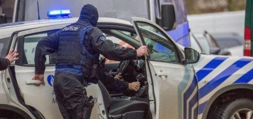 بلجيكا.. محاكمة مغاربة ضمن شبكة متخصصة في تهريب المخدرات بلجيكا.. محاكمة مغاربة ضمن شبكة متخصصة في تهريب المخدرات