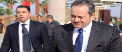 رئيس دولة أوروبية يمنح أعلى وسام لمدير المخابرات العسكرية المغربية رئيس دولة أوروبية يمنح أعلى وسام لمدير المخابرات العسكرية المغربية