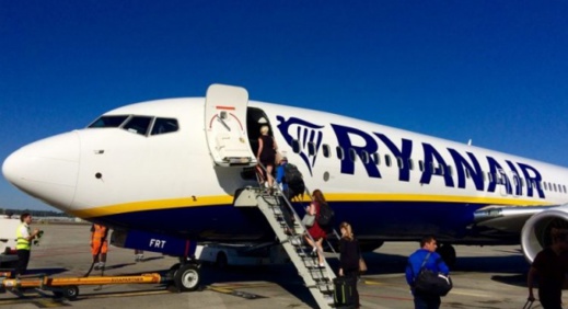 فشل البرلمانيين في الترافع عن مصالح الإقليم يحرم مطار الناظور من الخطوط الداخلية فشل البرلمانيين في الترافع عن مصالح الإقليم يحرم مطار الناظور من الخطوط الداخلية