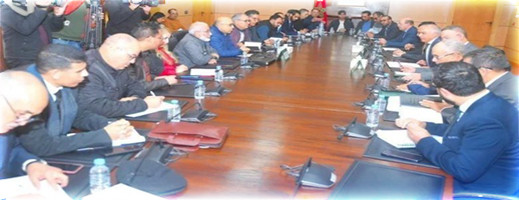 الFNE تنضم لاجتماع الحكومة وتقرر تعليق الإضراب والالتحاق بالأقسام الFNE تنضم لاجتماع الحكومة وتقرر تعليق الإضراب والالتحاق بالأقسام