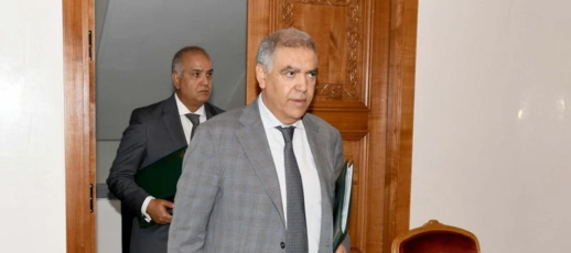 لفتيت يأمر بالاقتطاع من أجور موظفي الجماعات المحلية المضربين عن العمل لفتيت يأمر بالاقتطاع من أجور موظفي الجماعات المحلية المضربين عن العمل