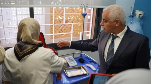 وزارة الصحة توافق على الزيادة العامة في أجور الأطباء وزارة الصحة توافق على الزيادة العامة في أجور الأطباء