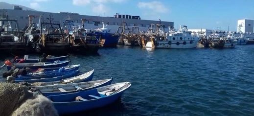 زيادات مفاجئة في أسعار الغازوال بميناء الناظورومطالب بتدخل وزارة الانتقال الطاقي
