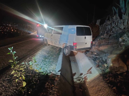 بعد مطاردة هوليودية.. الدرك الملكي يوقف سيارة لتهريب البشر في ازغنغان بعد مطاردة هوليودية.. الدرك الملكي يوقف سيارة لتهريب البشر في ازغنغان