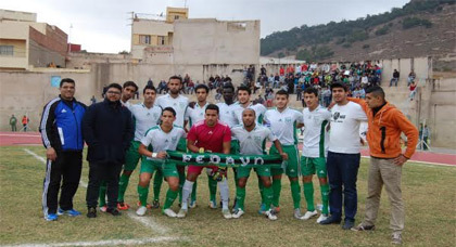 هلال الناظور يفوز بالثلاثية والقناص لكموش يسجل هدفا ولا أروع هلال الناظور يفوز بالثلاثية والقناص لكموش يسجل هدفا ولا أروع