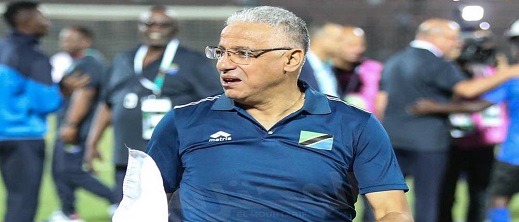مدرب تانزانيا الجزائري يتهم المغرب بالكولسة قبل مواجهة أسود الأطلس مدرب تانزانيا الجزائري يتهم المغرب بالكولسة قبل مواجهة أسود الأطلس
