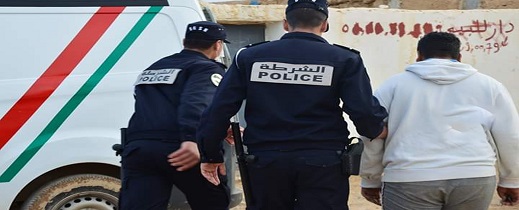 تدخل أمني لاعتقال شخص اعتدى على أستاذ في الناظور بالسلاح الأبيض تدخل أمني لاعتقال شخص اعتدى على أستاذ في الناظور بالسلاح الأبيض