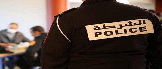أمنيين برتب كبيرة يواجهون التحقيق بعد تورطهما في قضايا فساد أمنيين برتب كبيرة يواجهون التحقيق بعد تورطهما في قضايا فساد