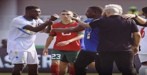 بعد أحداث مباراة الـ RDC.. بلاغ هام من الجامعة الملكية لكرة القدم بعد أحداث مباراة الـ RDC.. بلاغ هام من الجامعة الملكية لكرة القدم