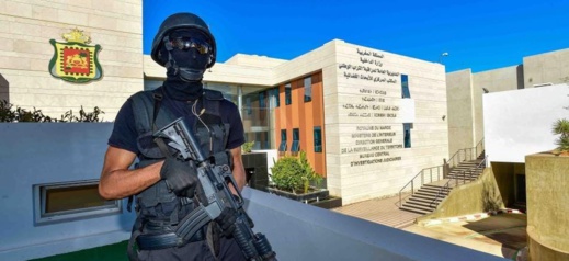 توقيف أربعة عناصر ضمن شبكة إرهابية تجند مقاتلين للالتحاق بداعش بمنطقة الساحل جنوب الصحراء توقيف أربعة عناصر ضمن شبكة إرهابية تجند مقاتلين للالتحاق بداعش بمنطقة الساحل جنوب الصحراء