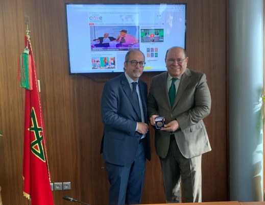 محادثات بين الأمين العالم لمجلس الجالية المغربية بالخارج ورئيس جامعة روما الثالثة لخلق مركز بحوث محادثات بين الأمين العالم لمجلس الجالية المغربية بالخارج ورئيس جامعة روما الثالثة لخلق مركز بحوث