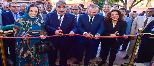 فرنسا تبحث عن مصالح اقتصادية في الصحراء المغربية وتعزز علاقاتها مع الرباط فرنسا تبحث عن مصالح اقتصادية في الصحراء المغربية وتعزز علاقاتها مع الرباط