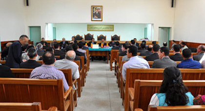 مواطنان أجنبيان يطالبان العدالة الناظورية بانصافهما في قضية "نصب" و"احتيال" من طرف مشغلهما مواطنان أجنبيان يطالبان العدالة الناظورية بانصافهما في قضية "نصب" و"احتيال" من طرف مشغلهما