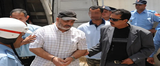 السماح لعبد القادر بلعيرج بحضور جنازة والدته في الناظور تحت حراسة أمنية مشددة السماح لعبد القادر بلعيرج بحضور جنازة والدته في الناظور تحت حراسة أمنية مشددة