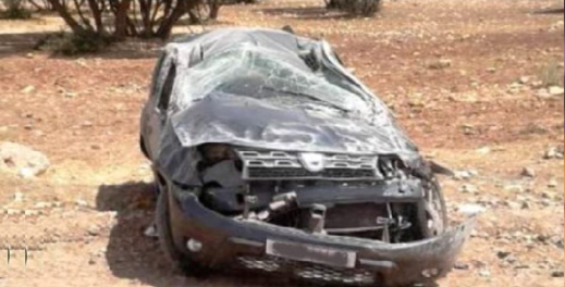 نجاة قائد من الموت باعجوبة إثر انقلاب سيارته نجاة قائد من الموت باعجوبة إثر انقلاب سيارته