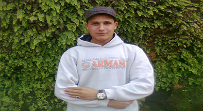 الفنان الريفي الصاعد فاتح القلاشي موهبة جديدة في الإنشاد الديني الفنان الريفي الصاعد فاتح القلاشي موهبة جديدة في الإنشاد الديني