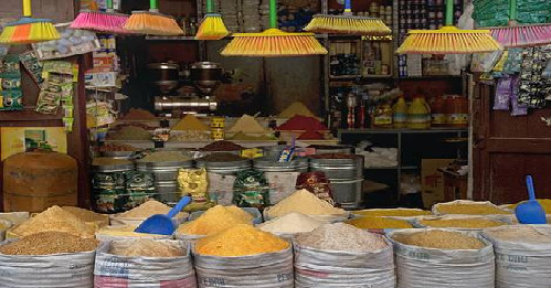 غير بعيد عن الناظور.. التوابل المغربية تؤثت أطباق الجزائريين في رمضان غير بعيد عن الناظور.. التوابل المغربية تؤثت أطباق الجزائريين في رمضان