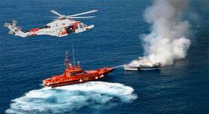 إسبانيا تتدخل لإنقاذ طاقم زورق فرنسي إحترق قبالة سواحل الحسيمة