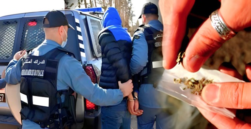 حجز سلاح ناري وسيارتين خلال اعتقال مبحوث عنه بالعروي حجز سلاح ناري وسيارتين خلال اعتقال مبحوث عنه بالعروي