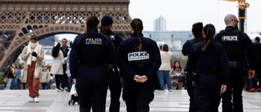 فرنسا تطرد مغربيا مدانا بالإرهاب وتجرده من الجنسية الفرنسية فرنسا تطرد مغربيا مدانا بالإرهاب وتجرده من الجنسية الفرنسية