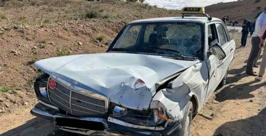 حادثة سير مروعة بضواحي الناظور.. مصرع 3 أشخاص من أسرة واحدة ونقل طفلة إلى المستشفى حادثة سير مروعة بضواحي الناظور.. مصرع 3 أشخاص من أسرة واحدة ونقل طفلة إلى المستشفى