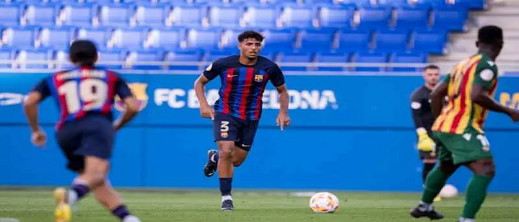 برشلونة يعول على لاعب مغربي لحل أزمته المالية برشلونة يعول على لاعب مغربي لحل أزمته المالية