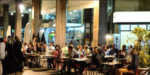 زيادات منتظرة في أثمنة المشروبات بالمقاهي بعد رمضان زيادات منتظرة في أثمنة المشروبات بالمقاهي بعد رمضان