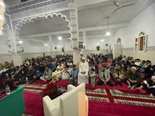 أمسية قرآنية مهيبة تنير مسجد المحسنين ببوعرك أمسية قرآنية مهيبة تنير مسجد المحسنين ببوعرك